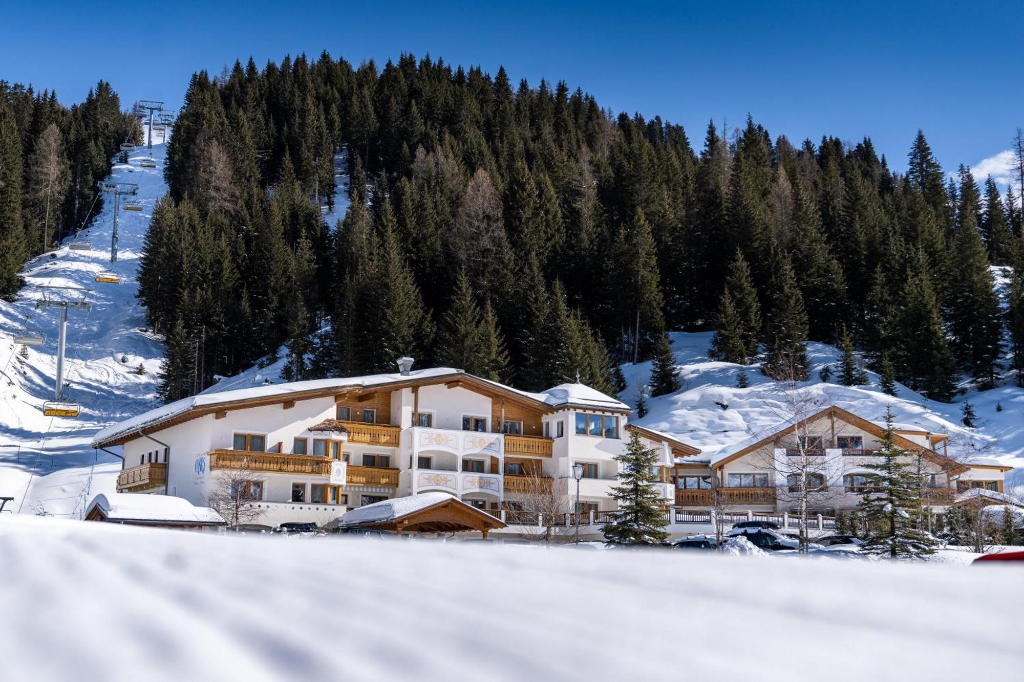 Hotel Costes Корвара-ін-Бадія Екстер'єр фото